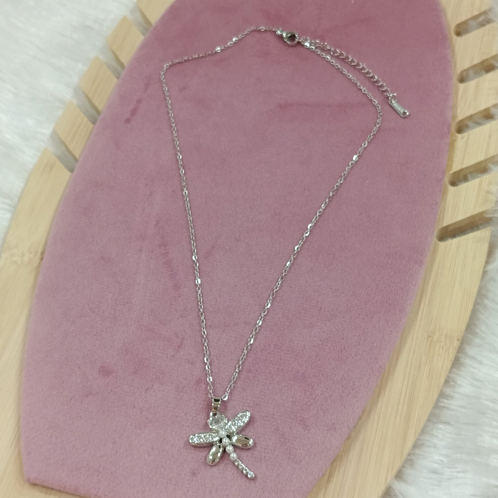 Chain Pendant with Dragon Fly
