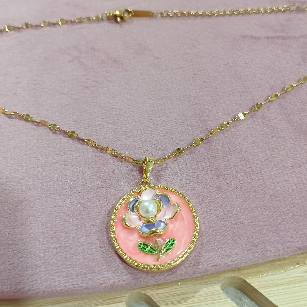Chain Pendant with Floral Design