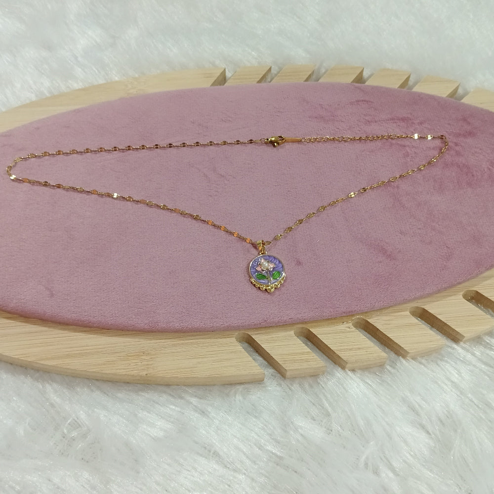 Chain Pendant with Floral Design
