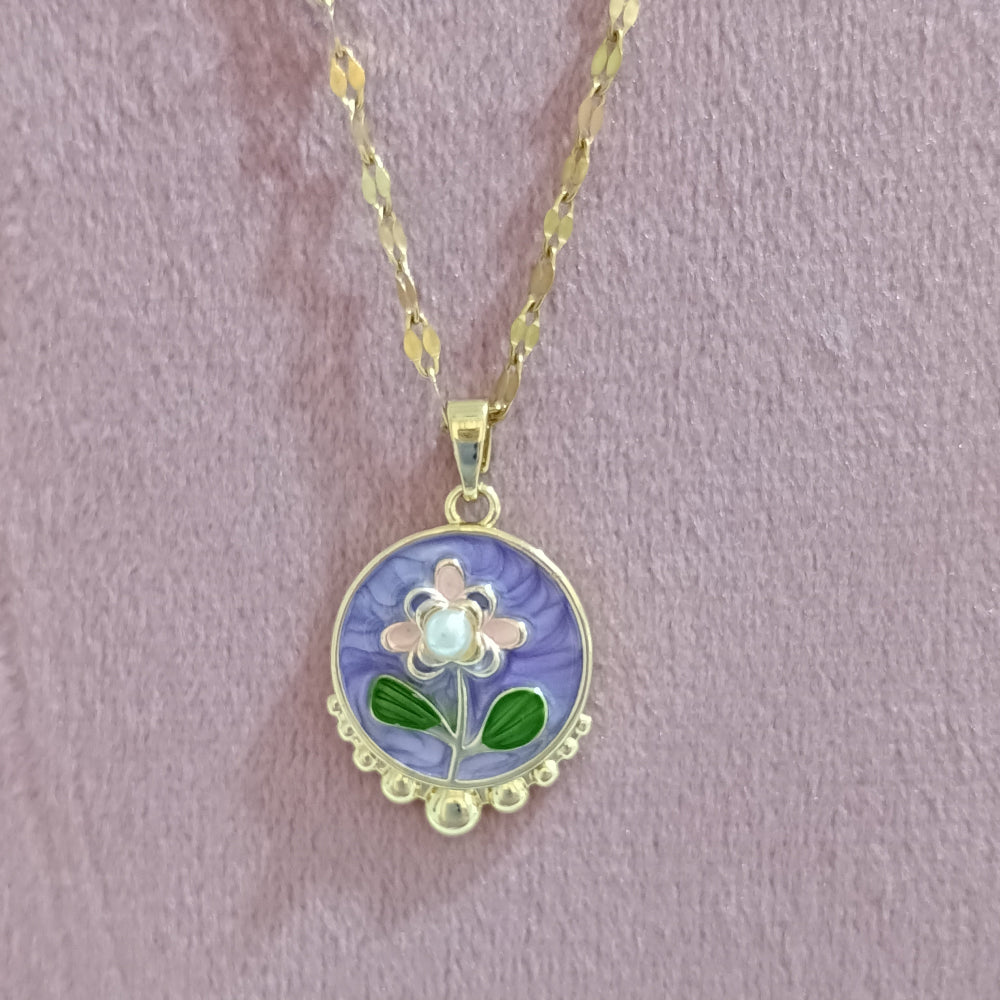 Chain Pendant with Floral Design