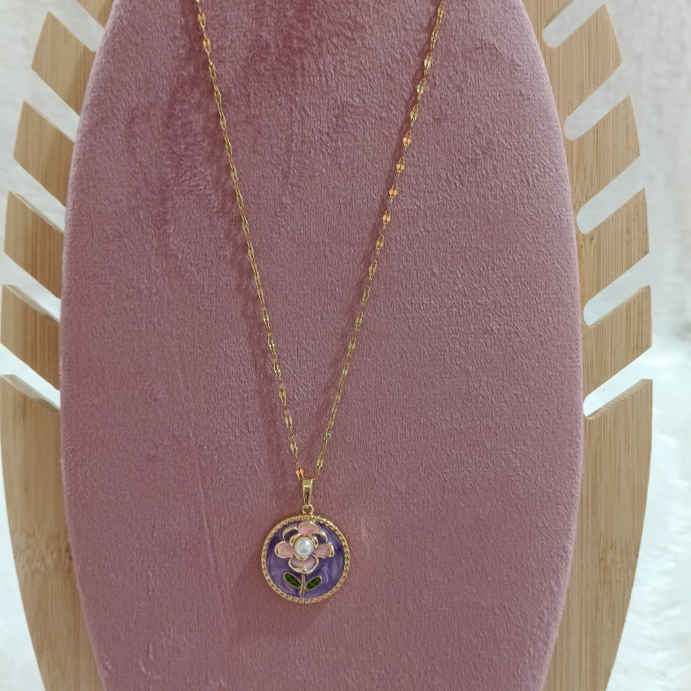 Chain Pendant with Floral Design