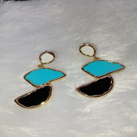 Earrings with Black, Blue & White Color
