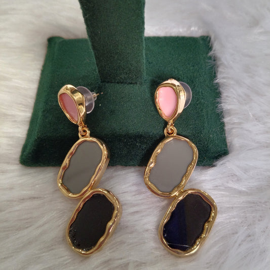 Earrings with Black, Grey & Pink Color