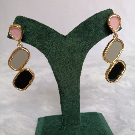 Earrings with Black, Grey & Pink Color
