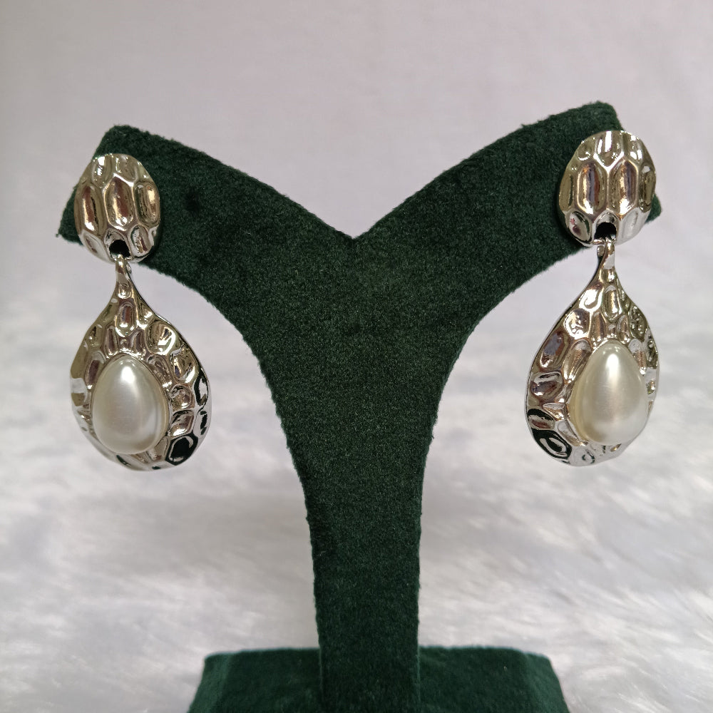 Earrings with Pearl