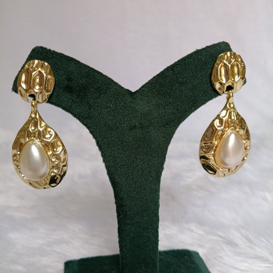 Earrings with Pearl