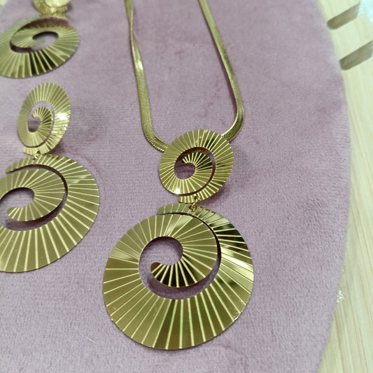 Anti Tarnish Necklace with Earrings (Light Weight)