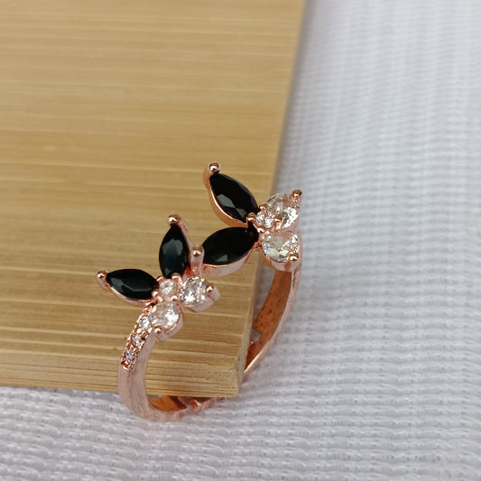 Adjustable Finger Ring with Black Stones