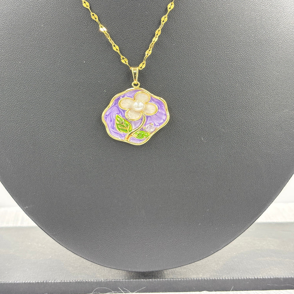 Chain Pendant with Floral Design