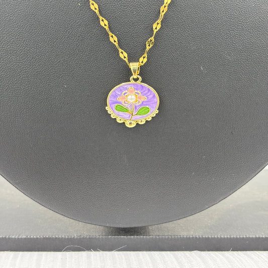 Chain Pendant with Floral Design