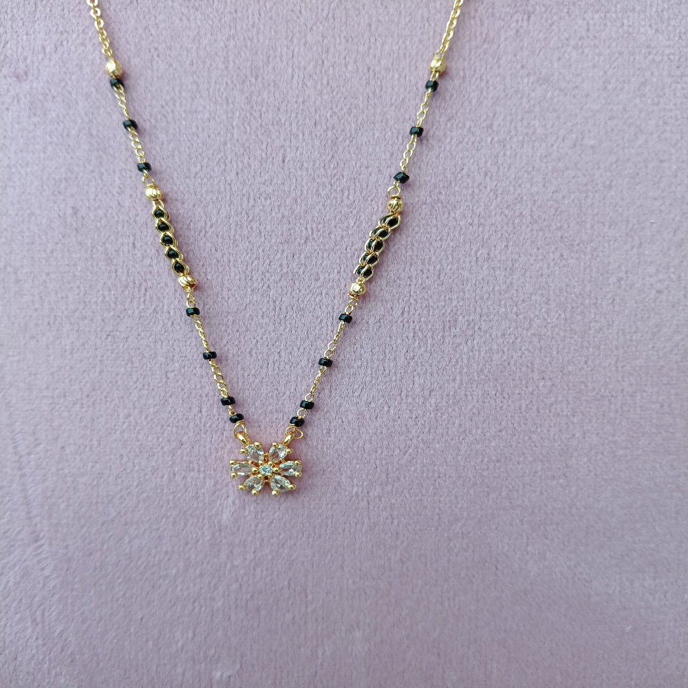 Short Mangalsutra with Stones in Center