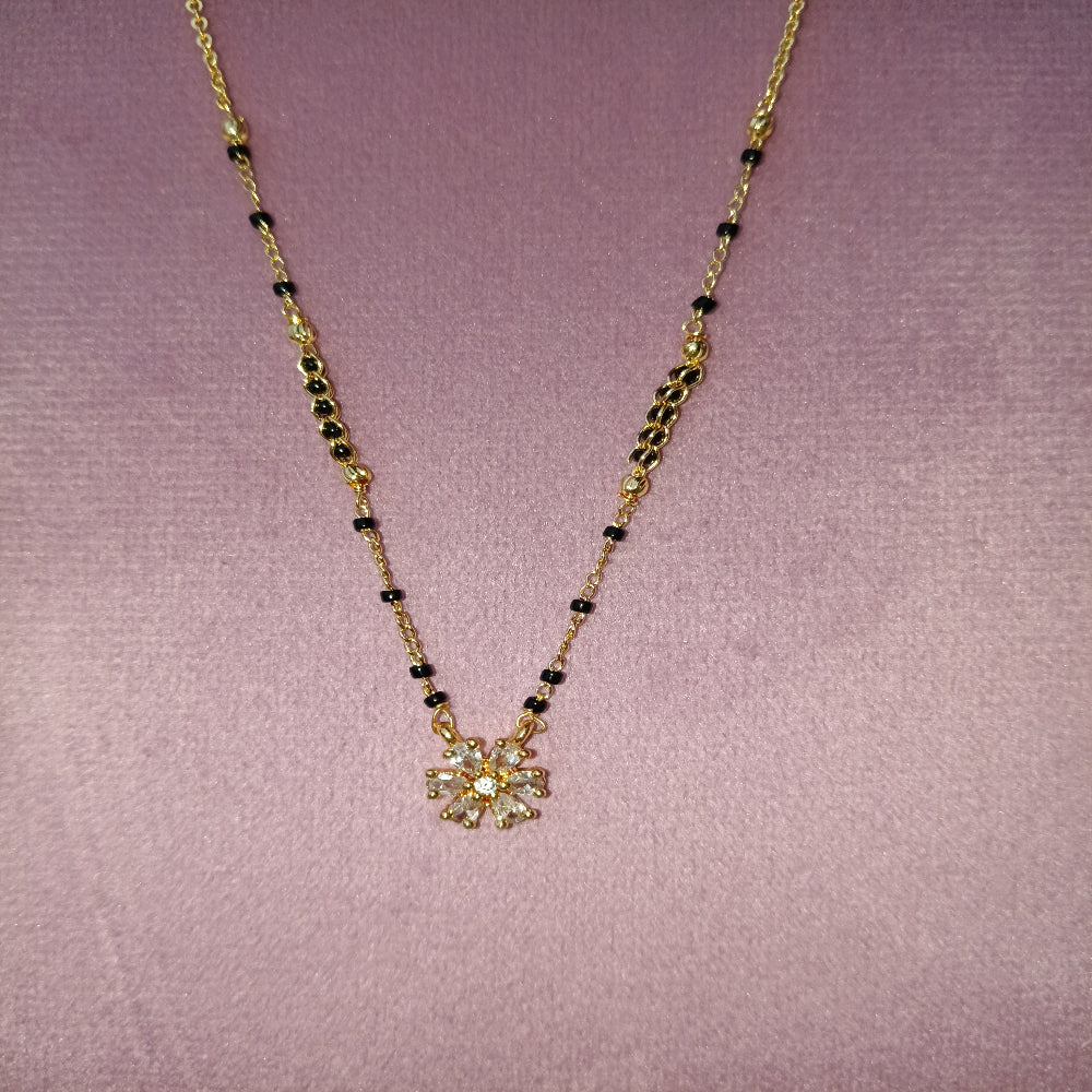 Short Mangalsutra with Stones in Center