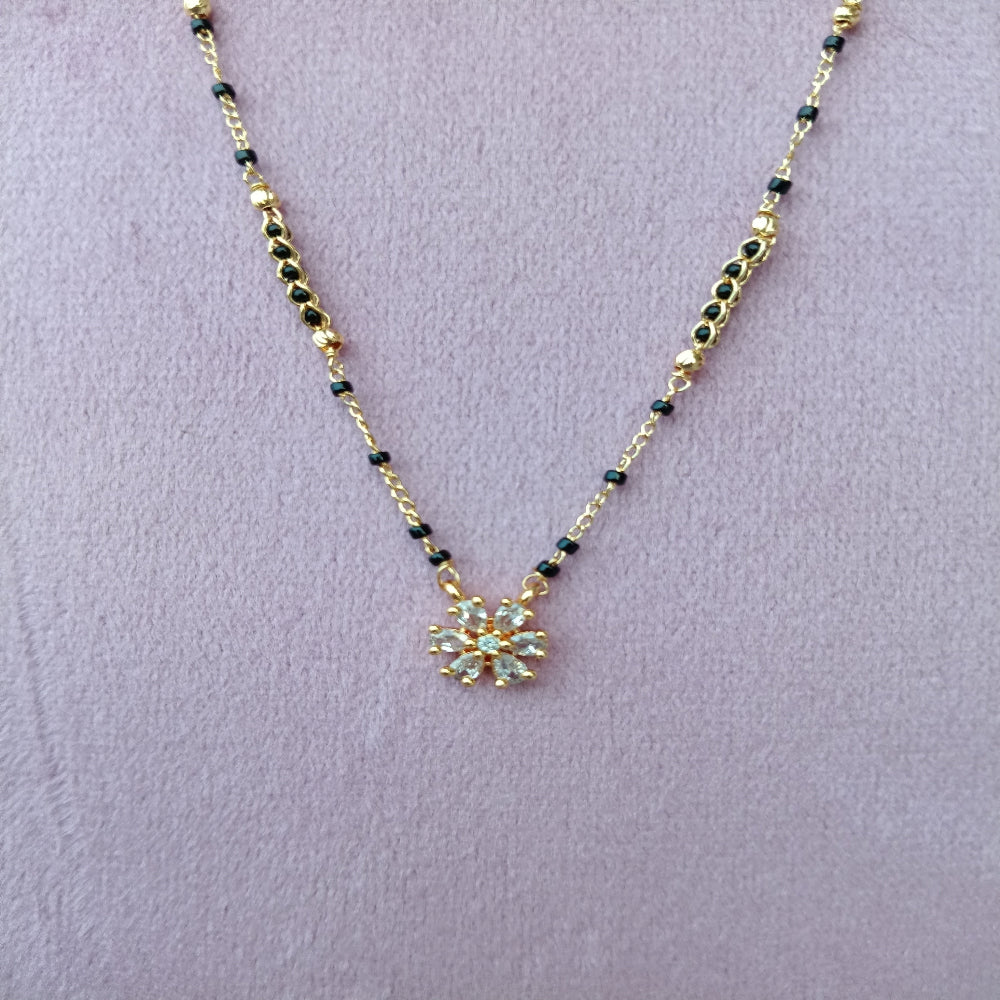 Short Mangalsutra with Stones in Center