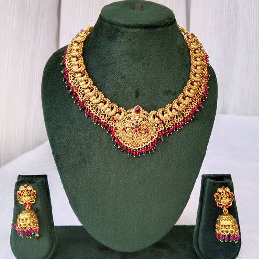 Short Necklace Set with Wine & Bottle Green Color Stones