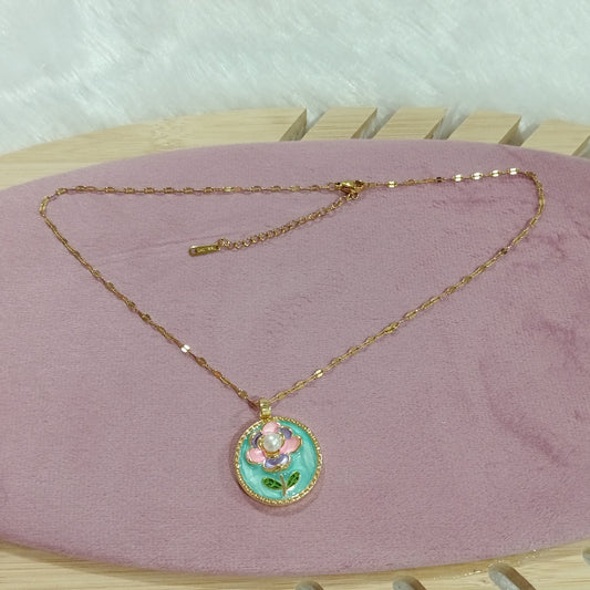 Chain Pendant with Floral Design