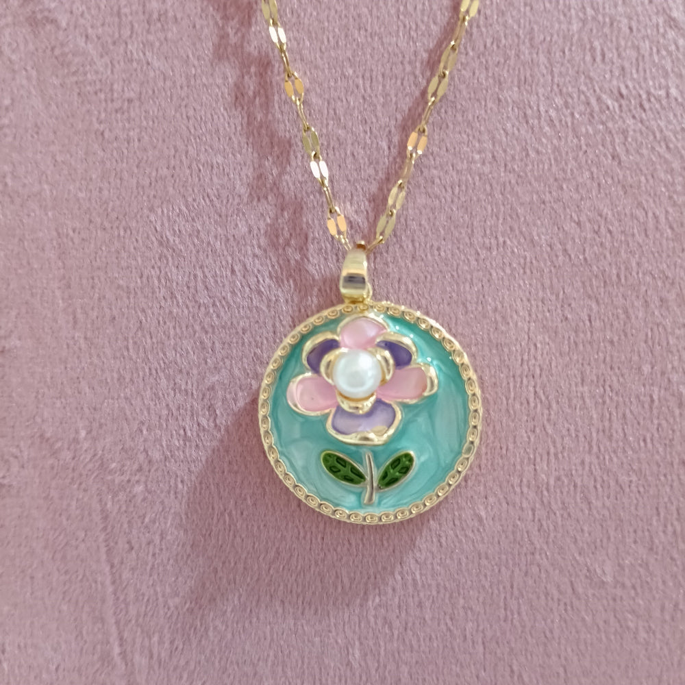 Chain Pendant with Floral Design