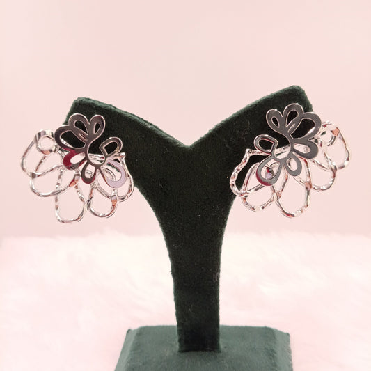 Delicate Sculptural Floral Design Earrings (2 Variants)