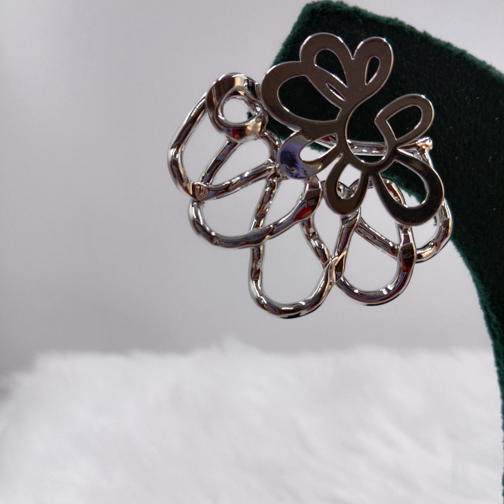 Delicate Sculptural Floral Design Earrings (2 Variants)