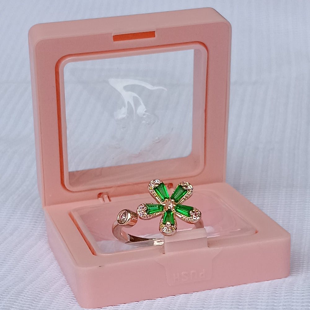 Adjustable Finger Ring with Bottle Green Stones
