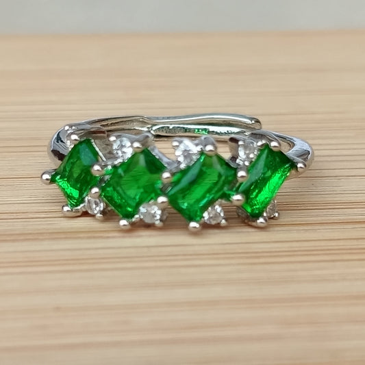 Adjustable Finger Ring with Bottle Green Color Stones