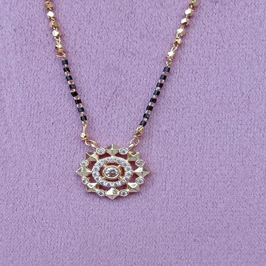 Short Mangalsutra with Stones in Center