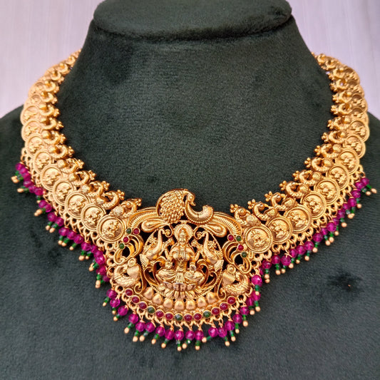 Short Necklace Set with Wine Color Stones
