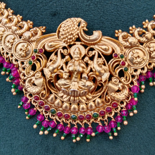 Short Necklace Set with Wine Color Stones